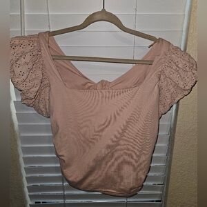 Express Blush Eyelet puffy Sleeve Blouse sz m